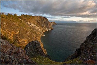 Odmor na jezeru Baikal u jesen: do nepoznatog dubina